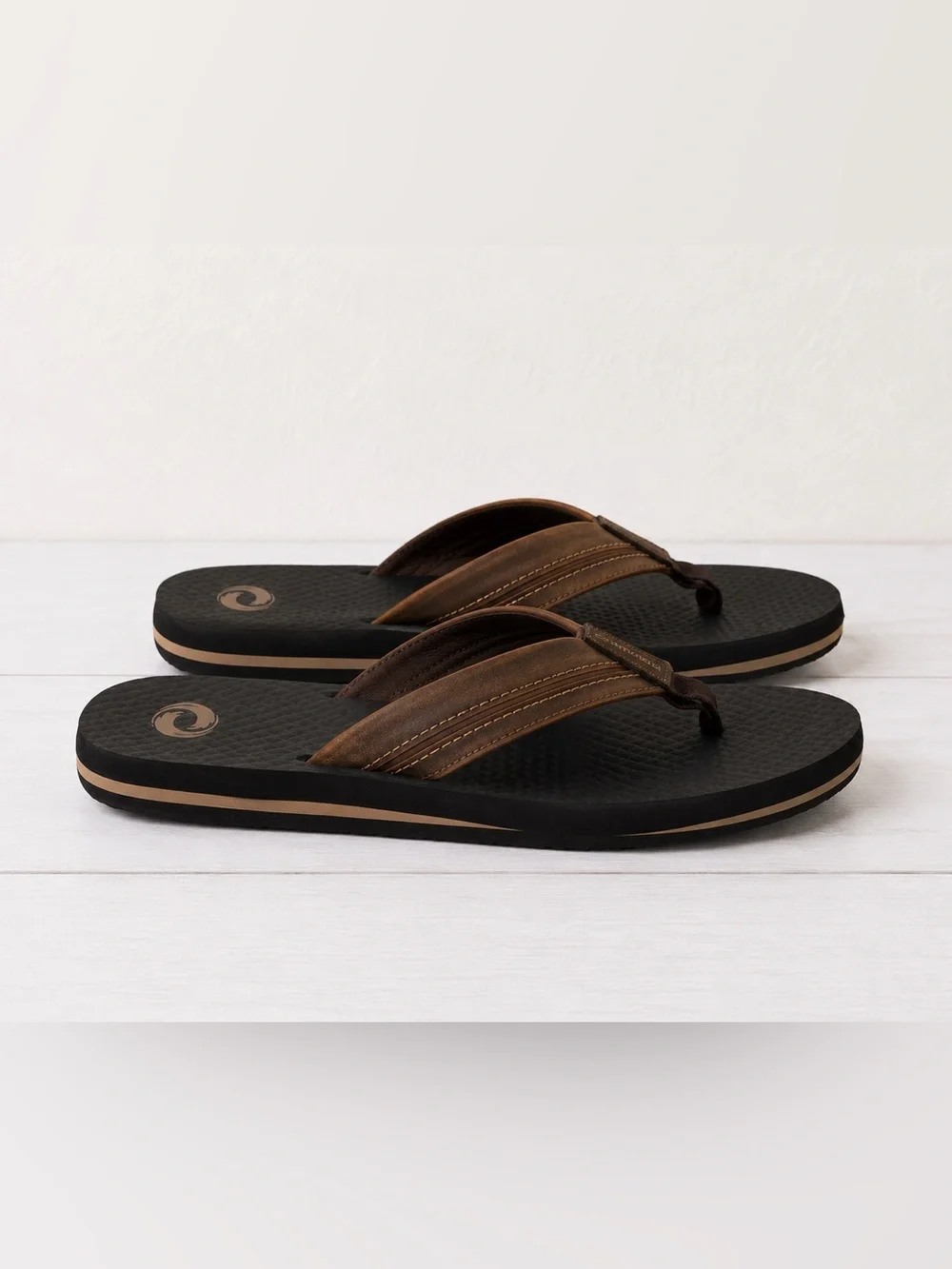 O'Rageous Men's Brown Vegan Leather Toe Post Casual Beach Summer Flip Flops NWOT